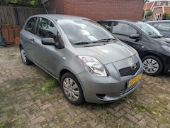 Toyota Yaris - 1.0 VVTi Terra