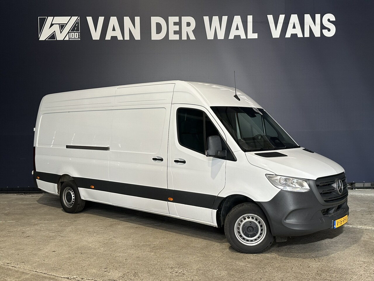 Mercedes-Benz Sprinter - 315 CDI 150pk Nieuw Model L3H2 Euro6 Airco | Camera | Cruisecontrol | XL MBUX | 270 Graden - AutoWereld.nl
