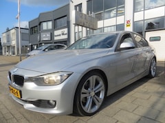 BMW 3-serie - 320i Executive sedan nl-auto 19 inch lmv nette auto