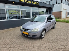Opel Corsa - 1.2-16V Essentia/ APK 10-2027