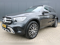 Mercedes-Benz GLC-klasse - 300e 4MATIC 320pk | Camera 360 Graden | Navi | Panoramisch zonnedak | Stoelverwarming voor