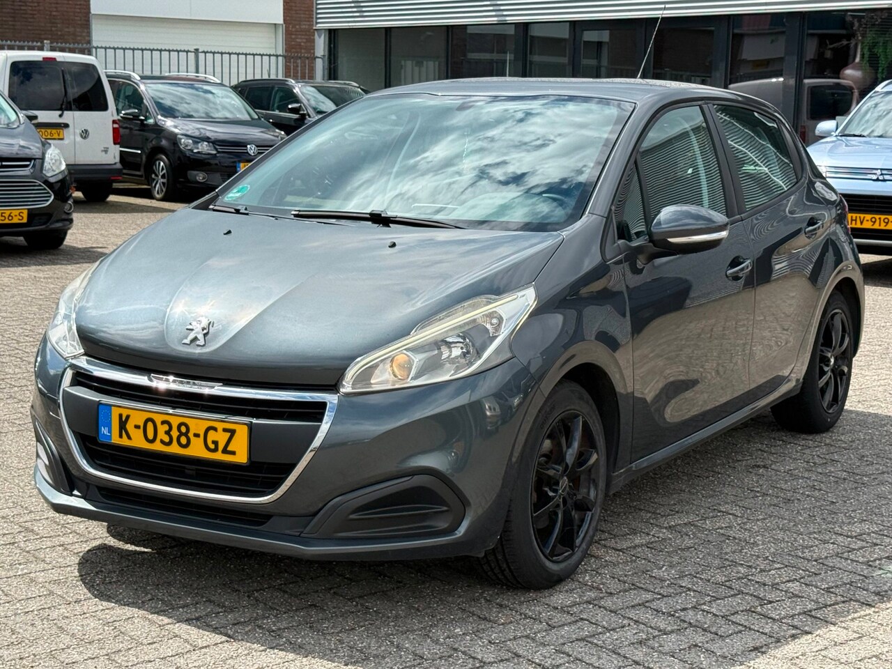Peugeot 208 - 1.0 PureTech Access STOELVERWARMING - AutoWereld.nl
