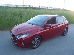 Hyundai i20 - i20 1.0 Benzine Hybrid automaat airco lmv Camera