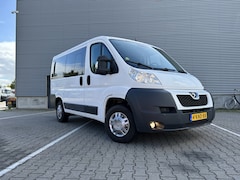 Peugeot Boxer - 330 2.2 HDI L1H1 Premium / 204 dkm / 9 Seats / Price ex BPM ex BTW