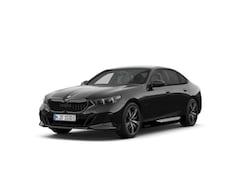 BMW 5-serie - Sedan 530e M Sport Edition | M Sportpakket Pro | Innovation Pack | Travel Pack | Comfort P
