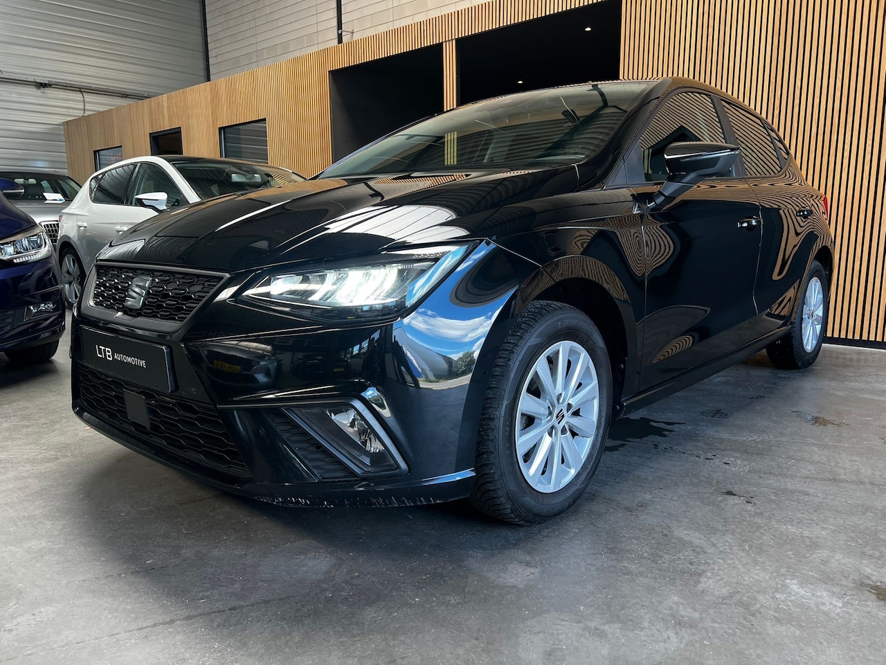 SEAT Ibiza - 1.0 EcoTSI Style |Automaat|Airco|Carplay|Parksens|LaneAssis| - AutoWereld.nl