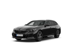 BMW 5-serie Touring - 520i | M Sportpakket Pro | Innovation Pack | Comfort Pack | Trekhaak