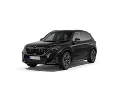 BMW X1 - xDrive23i | M Sportpakket Pro | Innovation Pack | Comfort Pack | Travel Pack | Trekhaak
