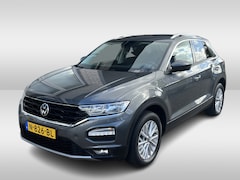 Volkswagen T-Roc - 1.0 TSI Style / TREKHAAK/ ADAPTIVE CRUISE/ APP-CONNECT/ PARK.SENSOREN V+A/ NAVI/ DAB/ CLIM