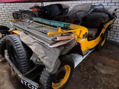 Willys Jeep - MB 1942 met extra body