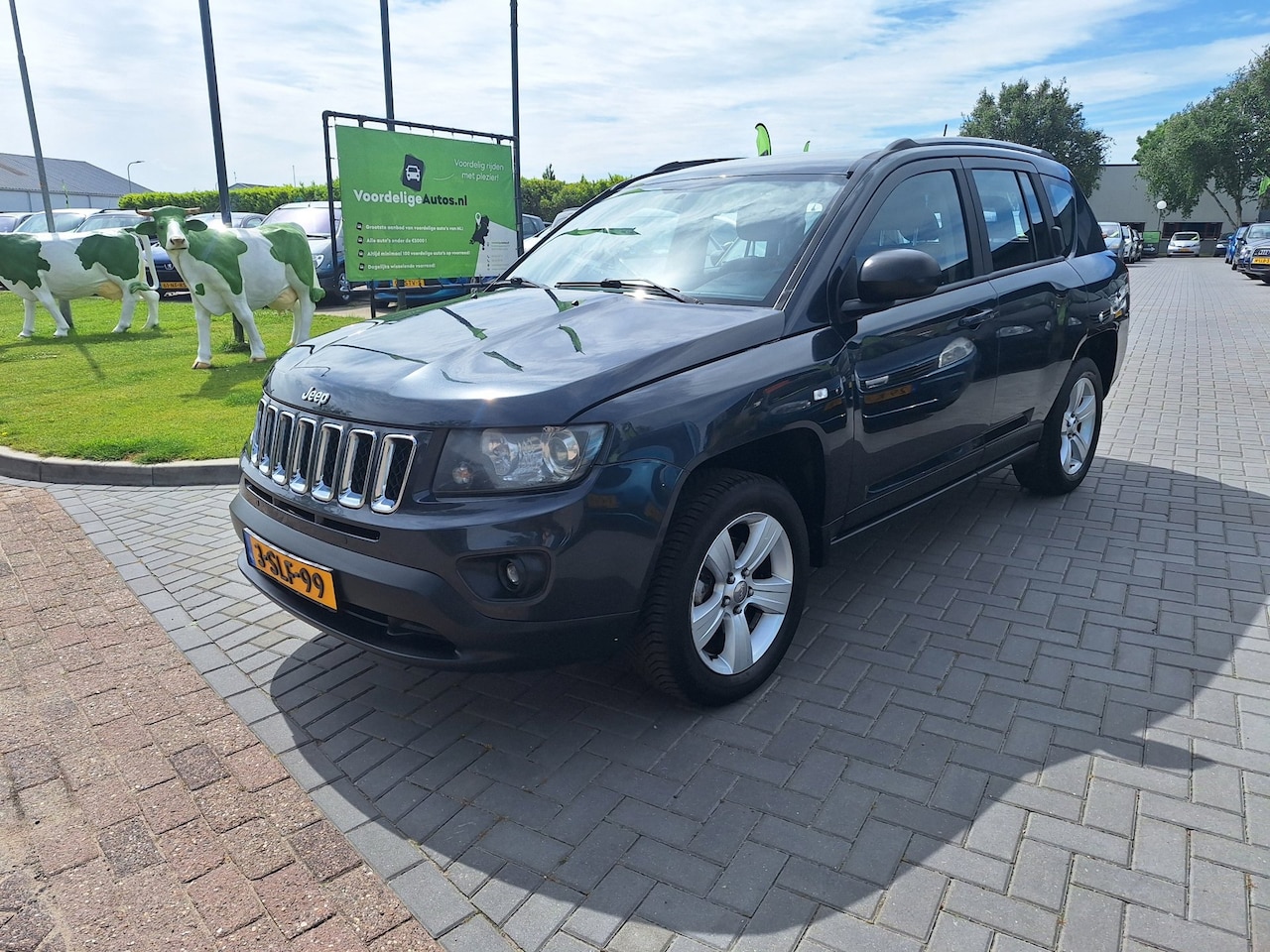 Jeep Compass - 2.0 Sport / Nette auto / Nieuwe APK - AutoWereld.nl