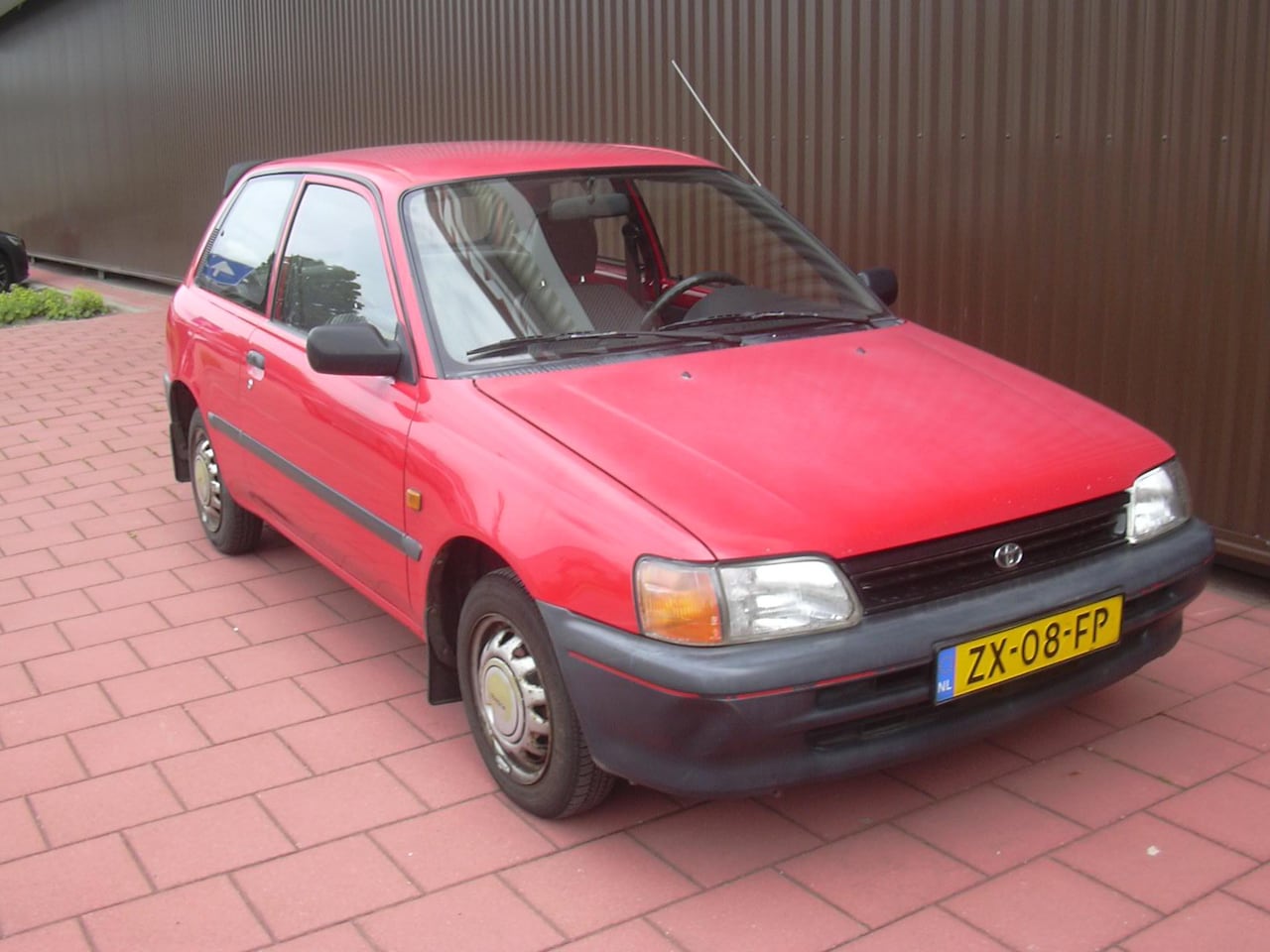 Toyota Starlet - 1.3 GLi 1.3 GLi - AutoWereld.nl
