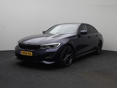 BMW 3-serie - 320d xDrive High Executive 2020 | M-Pakket | Cruise Control | Achteruitrij Camera | Stuurw
