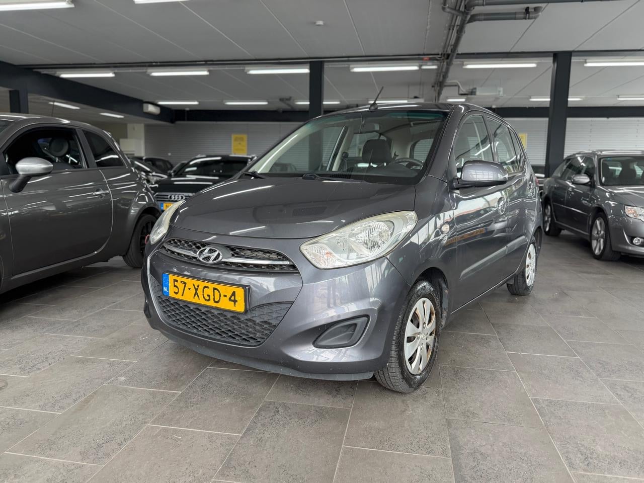 Hyundai i10 - 1.1 i-Drive Cool airconditioning elektrische pakket goed onderhouden leuk hoog instap auto - AutoWereld.nl