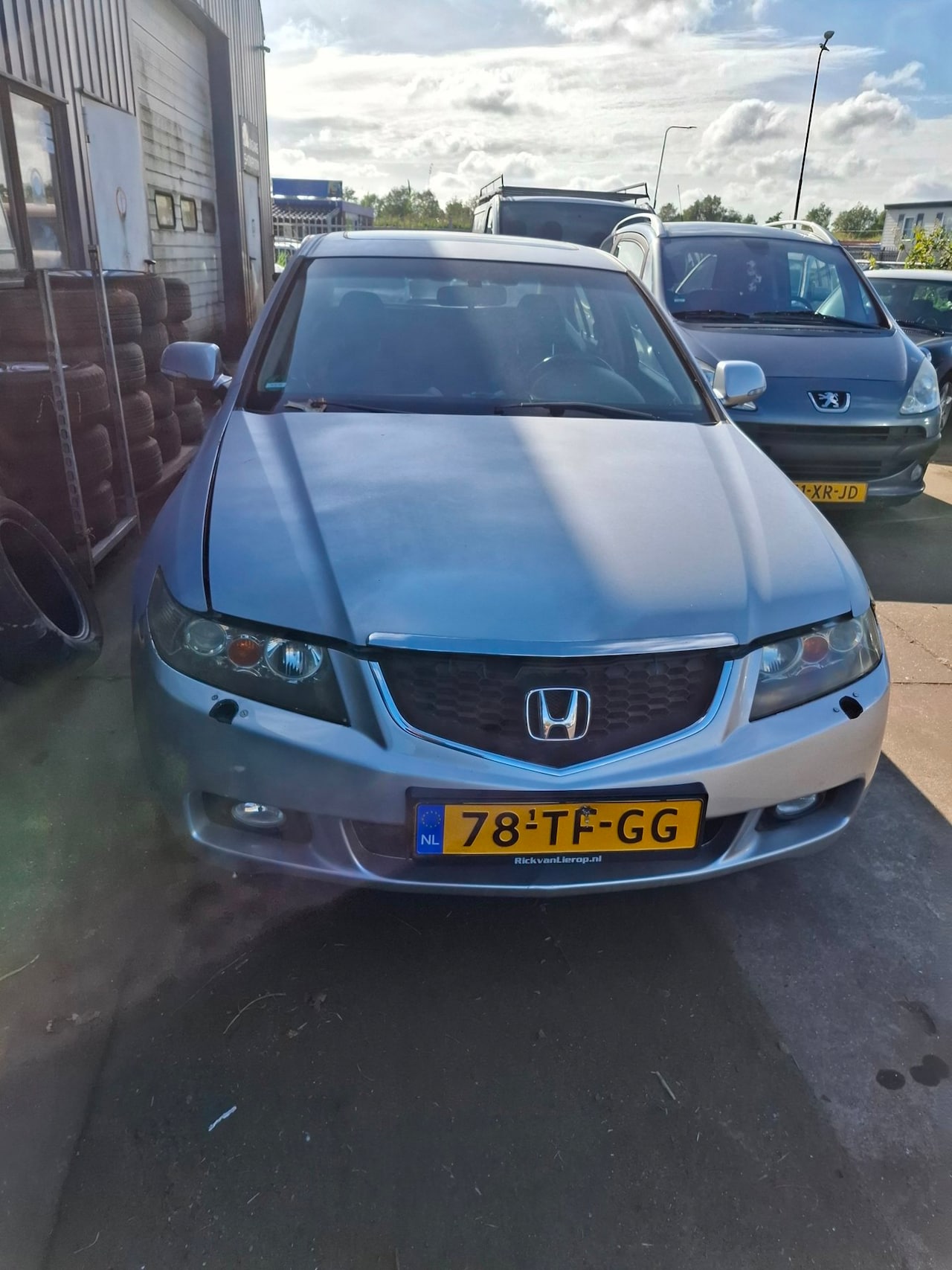 Honda Accord - 2.0i Executive 2.0i Executive - AutoWereld.nl