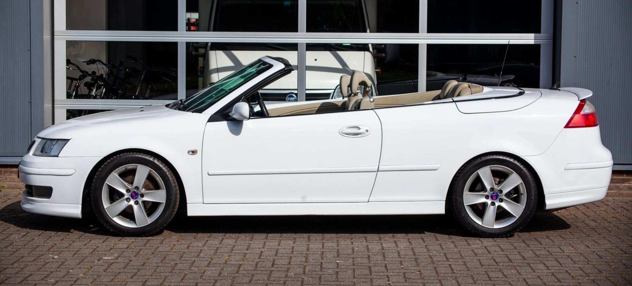Saab 9-3 Cabrio - 1.8t Vector sport - AutoWereld.nl