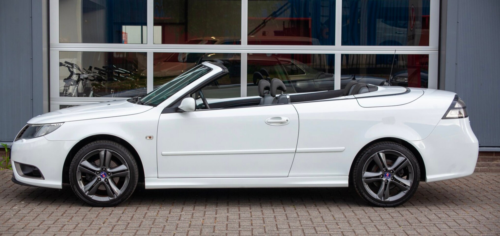 Saab 9-3 Cabrio - 1.8t Vector TX uitgevoerd - AutoWereld.nl