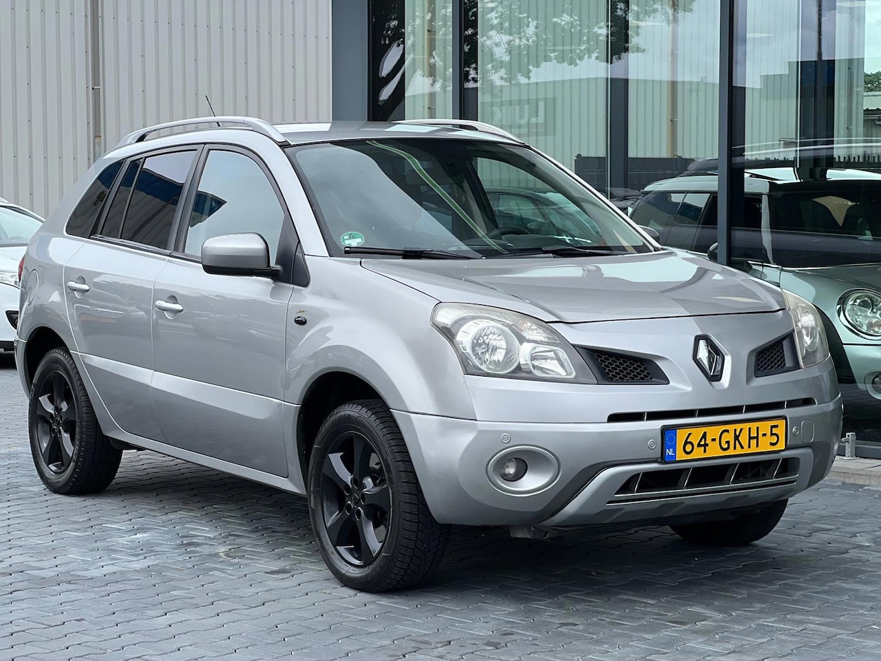 Renault Koleos - 2.5 DYNAMIQUE PACK CARPLAY LMV - AutoWereld.nl