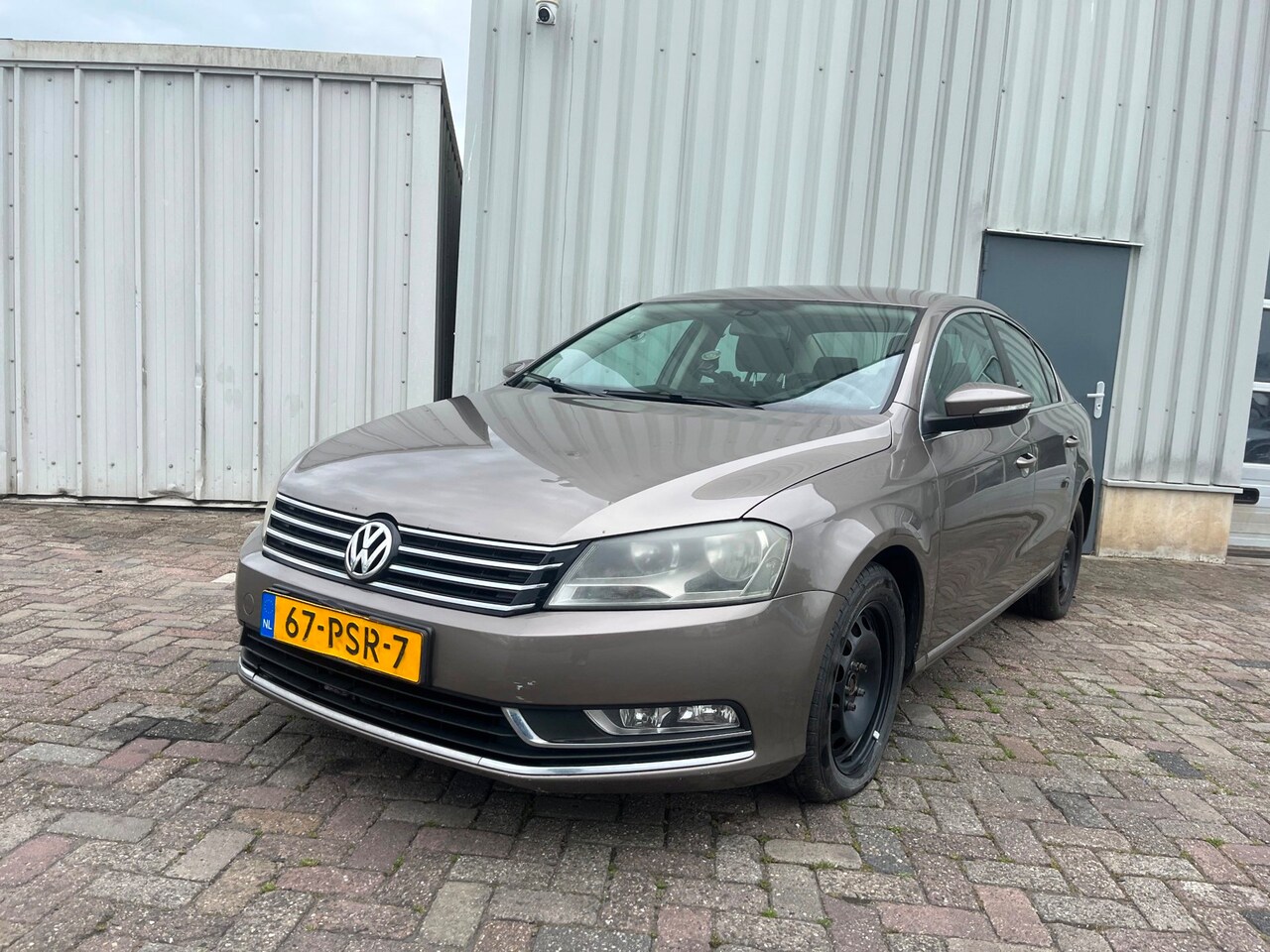 Volkswagen Passat - 1.4 TSI Comfortline BlueMotion MOTOR DEFECT!! - AutoWereld.nl