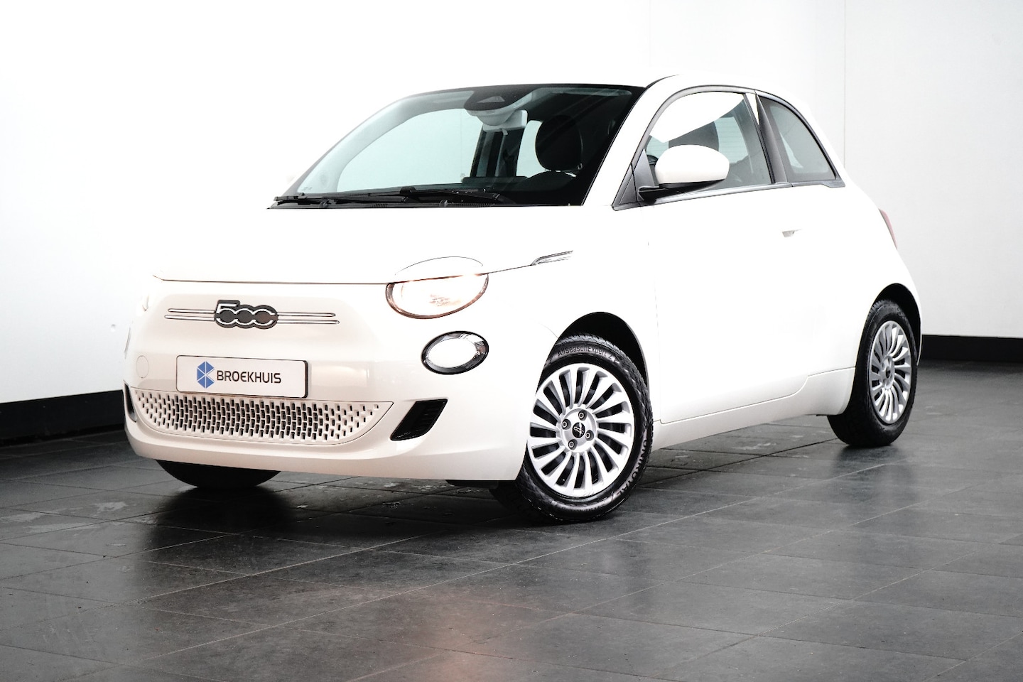 Fiat 500e - Icon 42 kWh Apple CarPlay/Android Auto | Climate Controle | Cruise Controle | | Airco (aut - AutoWereld.nl