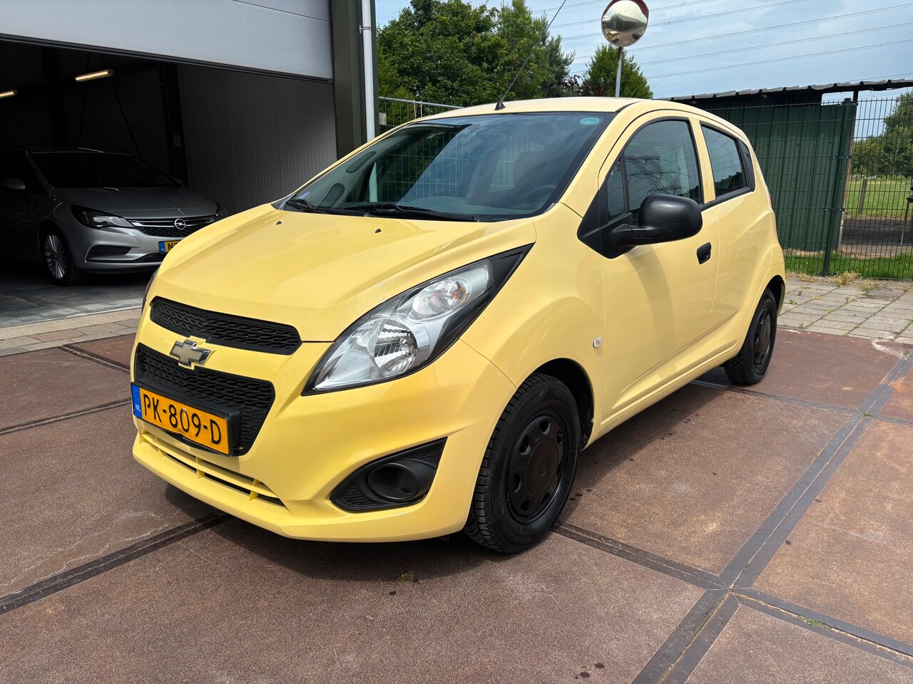 Chevrolet Spark - 1.0 16V LE Leuke Auto 125dkm - AutoWereld.nl