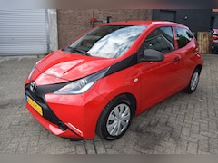 Toyota Aygo - 1.0 VVT-i x-now