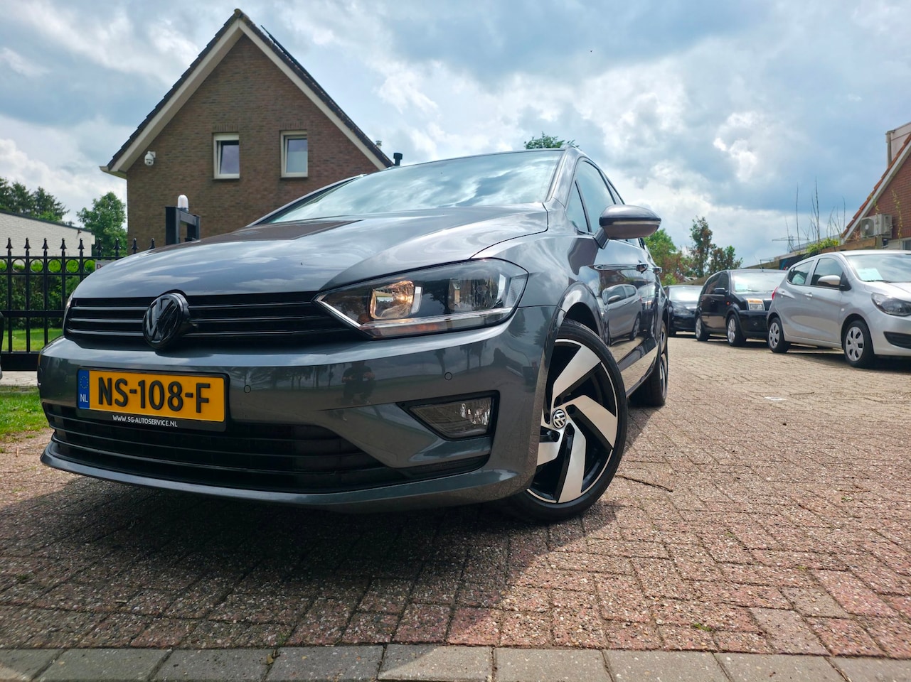 Volkswagen Golf Sportsvan - 1.2 TSI Highline 1.2 TSI Highline, Camera, PDC, Cruise - AutoWereld.nl