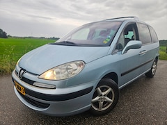 Peugeot 807 - 2.0 ST/ automaat/ airco/ bj 2008