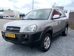 Hyundai Tucson - 2.0i Style Premium