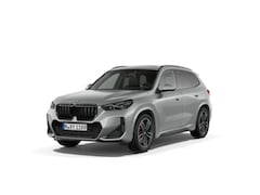 BMW X1 - sDrive20i | M Sportpakket Pro | Premium Pack | Travel Pack | Trekhaak