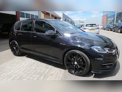 Volkswagen Golf - 1.5 TSI Highline Business R