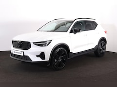 Volvo XC40 - B3 Plus Black Edition - IntelliSafe Assist & Surround - 360º Camera - Harman/Kardon audio