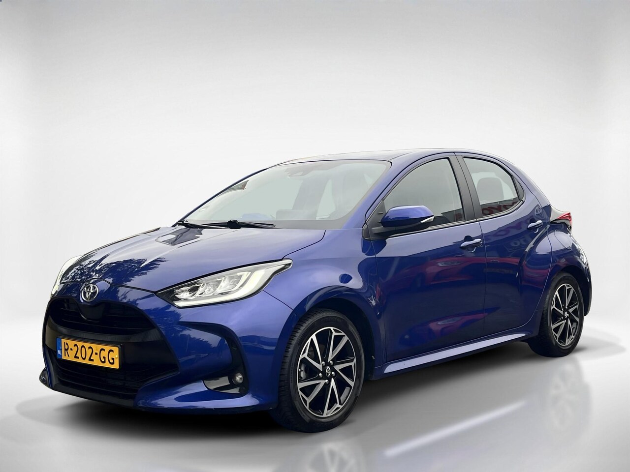 Toyota Yaris - 1.5 VVT-i Dynamic | Trekhaak | Navigatie | Carplay | LED koplampen | Keyless entry | Airco - AutoWereld.nl