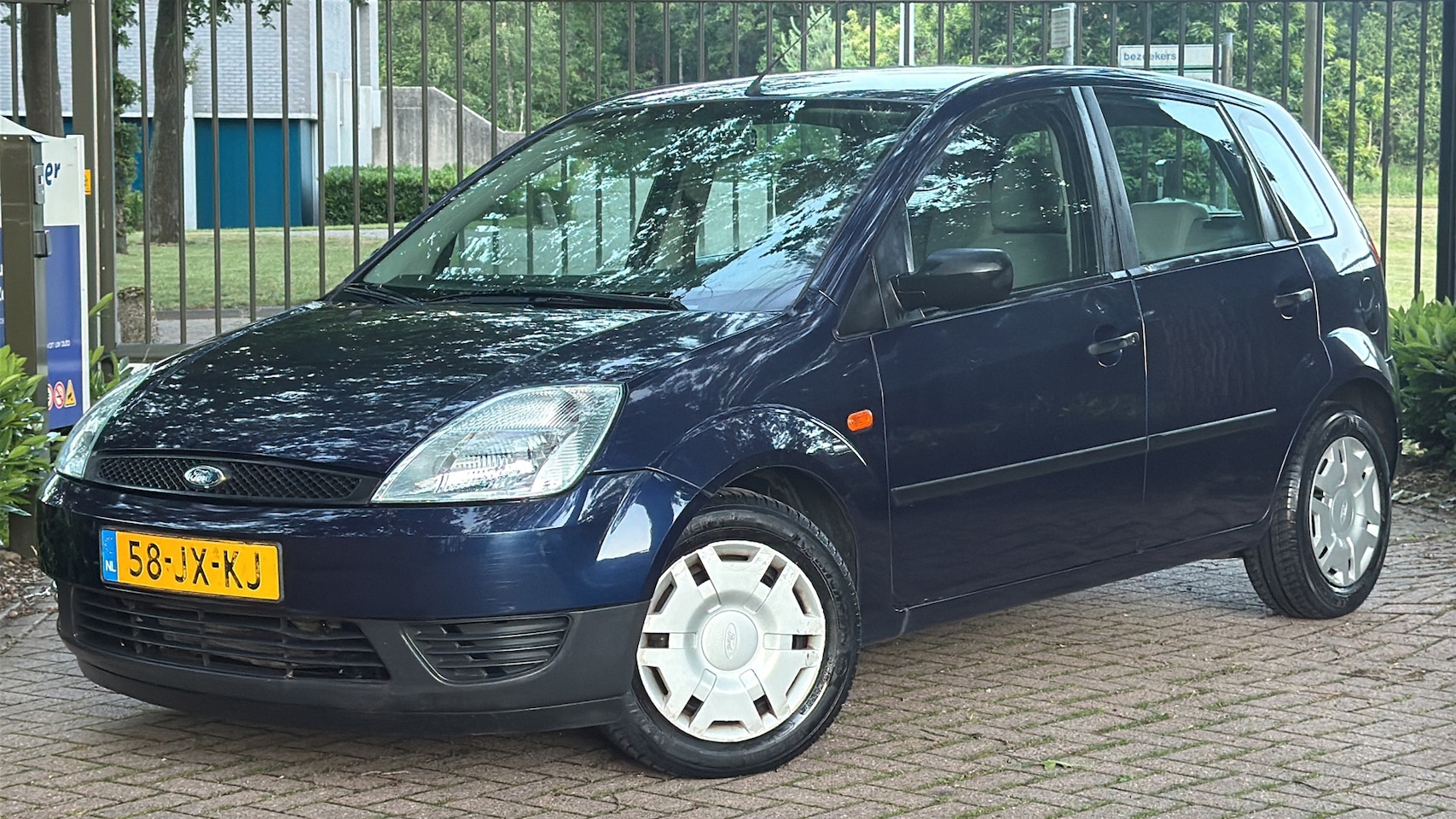 Ford Fiesta - 1.3 Ambiente AIRCO/NAP/ LAGE KM - AutoWereld.nl