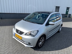 SEAT Mii - 1.0 Sport Connect l Panoramadak l Airco l Parkeersensoren l Navi l 5 rs l Metallic lak l C