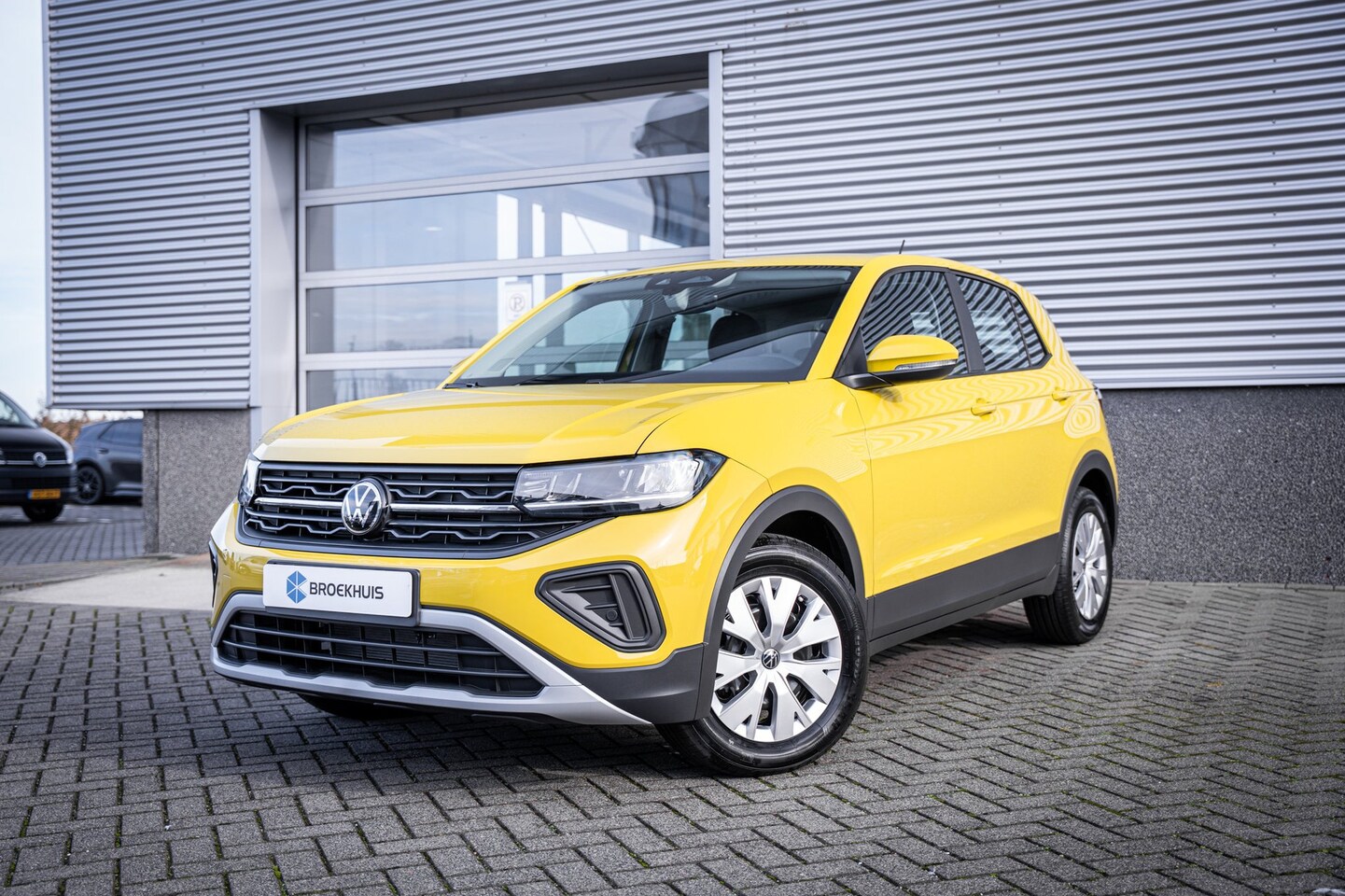 Volkswagen T-Cross - Edition | 'App-Connect' smartphone integratie | Achterlichten LED | Afstandscontrolesystee - AutoWereld.nl