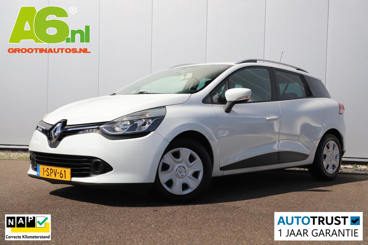 Renault Clio Estate - 1.5 dCi ECO Expression Nieuwe DB Riem Navigatie Cruise Airco Bluetooth Parkeersensor - AutoWereld.nl