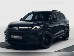 Volkswagen Tiguan - 1.5 eHybrid R-Line Edition / Leder / Panodak / R-Line / Wegklapbare trekhaak / Navi / APP