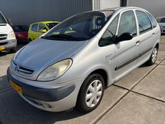Citroën Xsara Picasso - 1.6i slechts 106778km nap NIEUWE APK