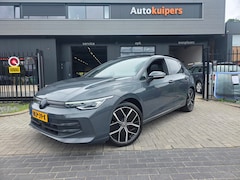 Volkswagen Golf - 1.5 eTSI DSG 'Edition 50' | Panoramadak |Head-Up | Elek. stoel