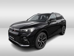 Volkswagen Tiguan - 1.5 eTSI R-Line Business / Navi / Clima / Camera / Elec. Trekhaak / 20 inch velgen
