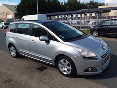 Peugeot 5008 - 1.6 THP Style 7p