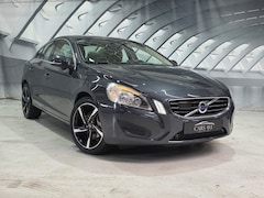 Volvo S60 - 2.0T Summum