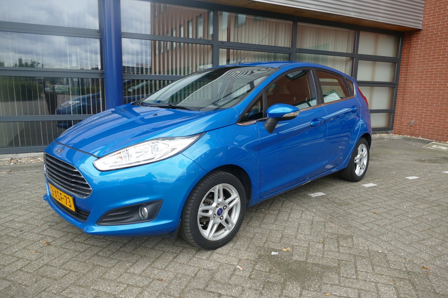Ford Fiesta - 1.0 EcoBoost Titanium Climate control Apk 8-2-2027 - AutoWereld.nl