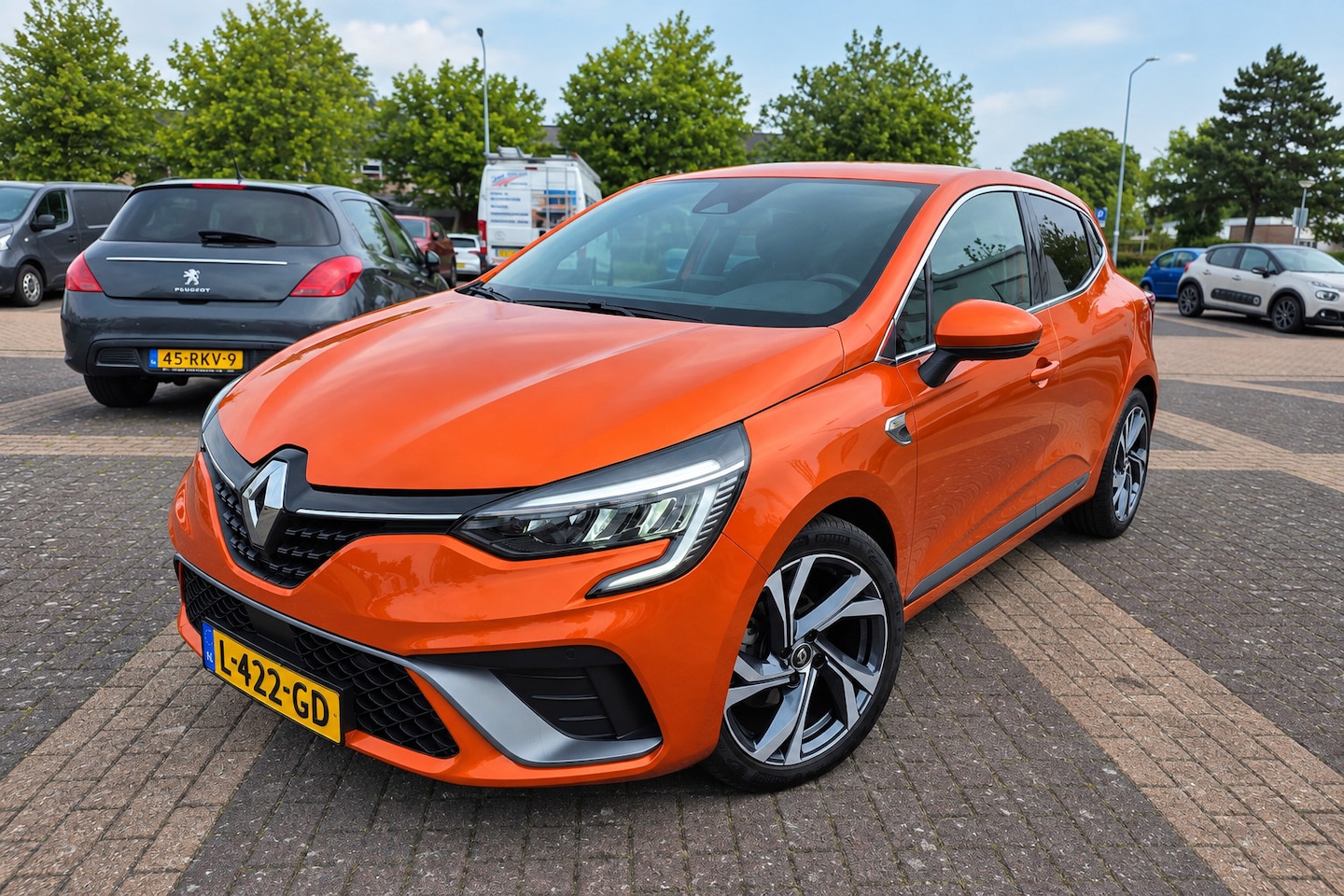 Renault Clio - 1.0 TCe Initiale Paris|RS LINE| - AutoWereld.nl
