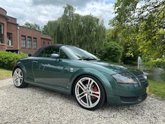 Audi TT Roadster - 1.8 5V Turbo *apk:06-2027