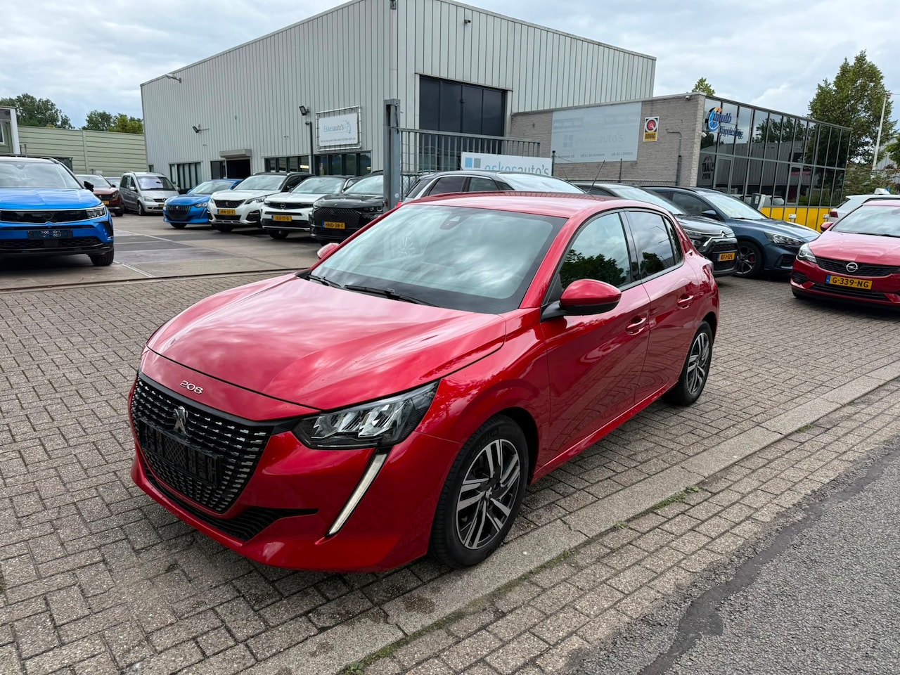 Peugeot 208 - 1.2 PureTech Allure 1.2 PureTech Allure 100PK, Navi, Dealer auto - AutoWereld.nl