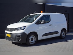 Peugeot Partner - 1.5 BlueHDI 130PK Automaat EURO 6 - Airco - Cruise - Carplay - €9.950, - Excl