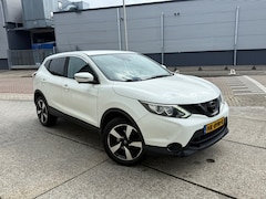 Nissan Qashqai - 1.2 Connect Edition 6BAK 360 CAMERA PDC CLIMA APK 2027