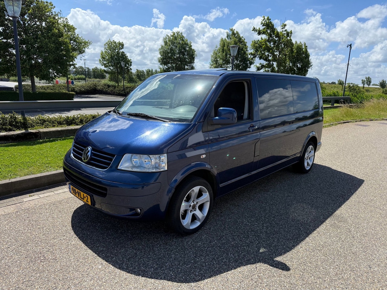 Volkswagen Transporter - 2.5 TDI 340 Comfortline DC * GRATIS BEZORGING * APK * NAP * SCHUIFDAK * - AutoWereld.nl